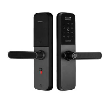 A close-up of a door handle

AI-generated content may be incorrect.