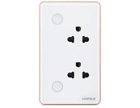 A close-up of a power outlet

AI-generated content may be incorrect.
